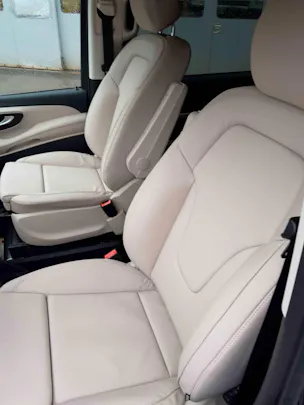 Mercedes-Benz V 300 d Avantgarde lang Van 4x4