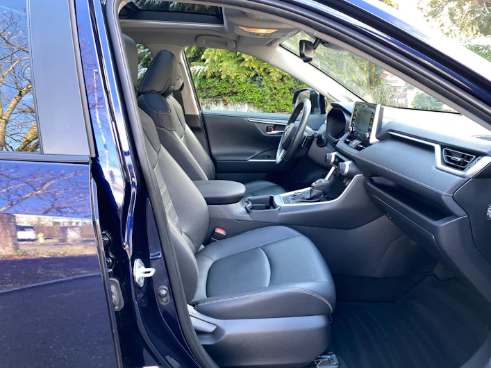 immagine del veicolo TOYOTA RAV-4