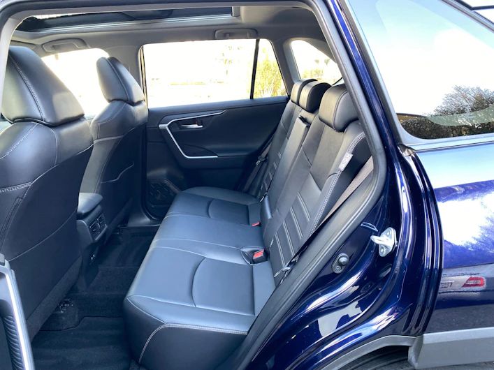 Fahrzeugbild TOYOTA RAV-4