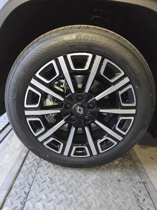 Renault R4 E-Tech Comfort Range iconic