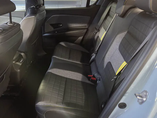 Renault R4 E-Tech Comfort Range iconic
