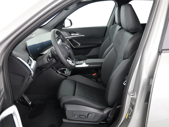 Fahrzeugbild BMW iX1