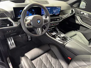 BMW X5 M60i xDrive