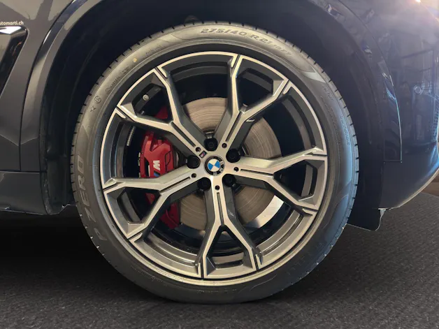 BMW X5 M60i xDrive