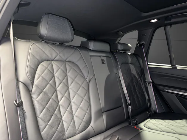BMW X5 M60i xDrive