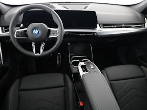 Fahrzeugbild BMW iX1 30 xDrive