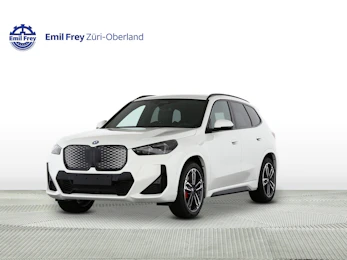 Fahrzeugbild BMW iX1 30 xDrive