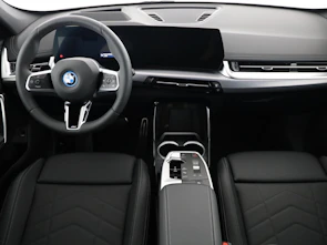 Fahrzeugbild BMW iX1 30 xDrive