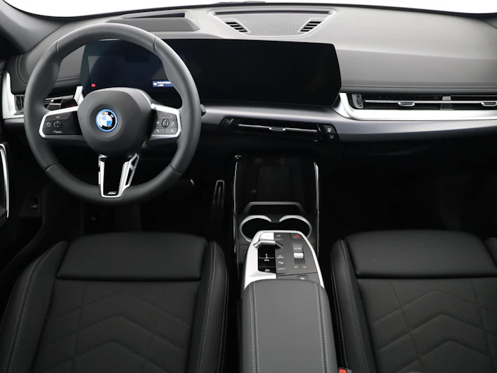 Fahrzeugbild BMW iX1