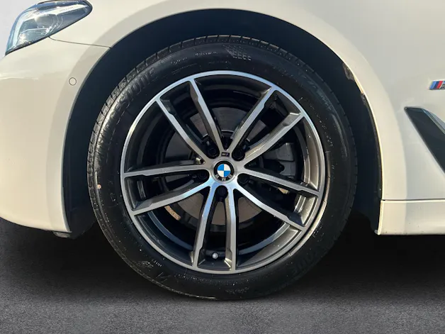 BMW 520d M Sport xDrive Touring G31 (CH) AHK 📍