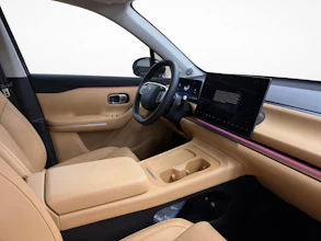 https://vehicle.imgix.net/4229792/be51485f-1440-44be-aeb1-7780850b97e9.jpg