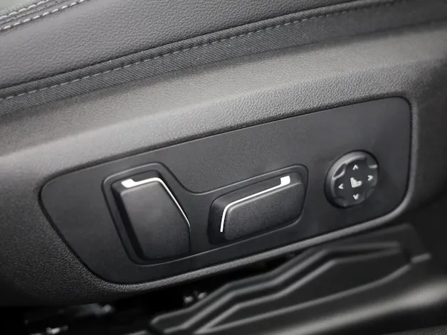 BMW 330d xDrive SAG