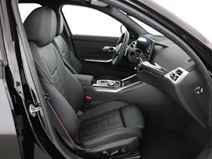BMW 330d xDrive SAG