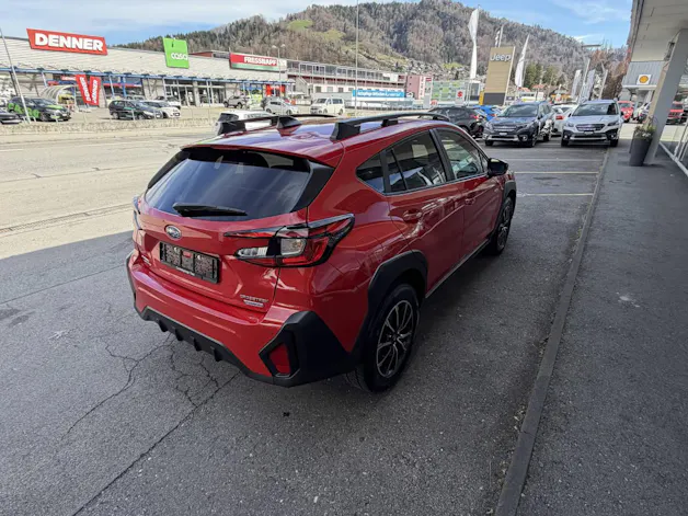 Subaru Crosstrek 2.0i e-Boxer Swiss Plus