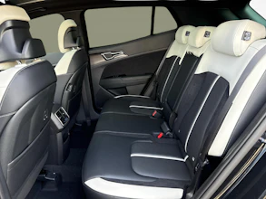 https://vehicle.imgix.net/4229834/be6b7fd6-0325-4113-99c7-1a2c57755c4f.jpg