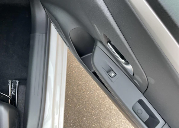 Fahrzeugbild 9 Fahrzeugbild 9