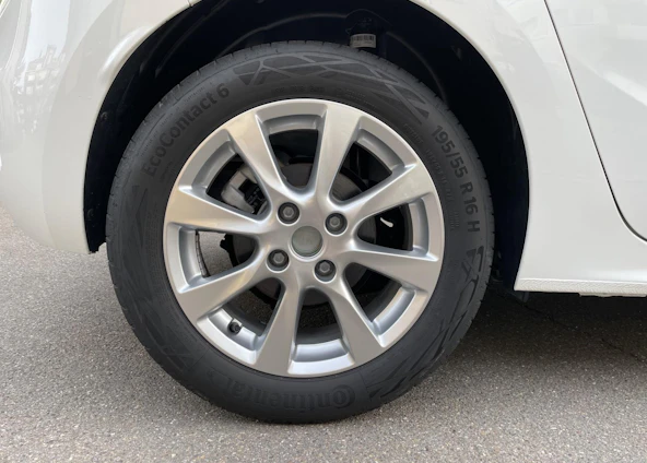 Fahrzeugbild 17 Fahrzeugbild 17