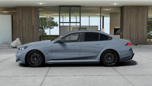 image du véhicule BMW M5 xDrive