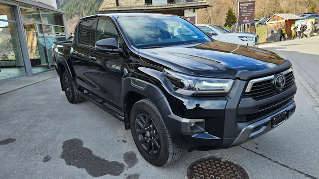 Toyota Hilux Double Cab.-Pick-up 2.8 D-4D MHEV 204 Invincible