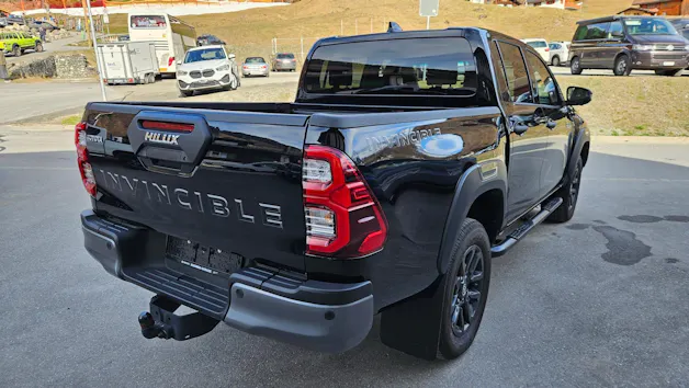 Toyota Hilux Double Cab.-Pick-up 2.8 D-4D MHEV 204 Invincible