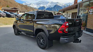 Toyota Hilux Double Cab.-Pick-up 2.8 D-4D MHEV 204 Invincible
