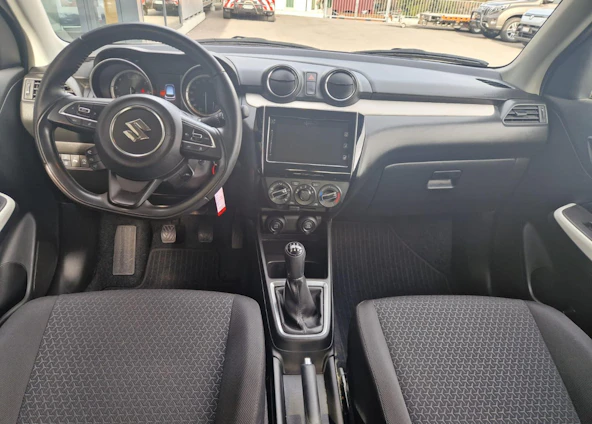 image du véhicule 13 image du véhicule 13