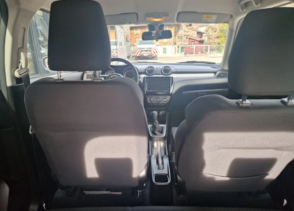 image du véhicule 12 image du véhicule 12