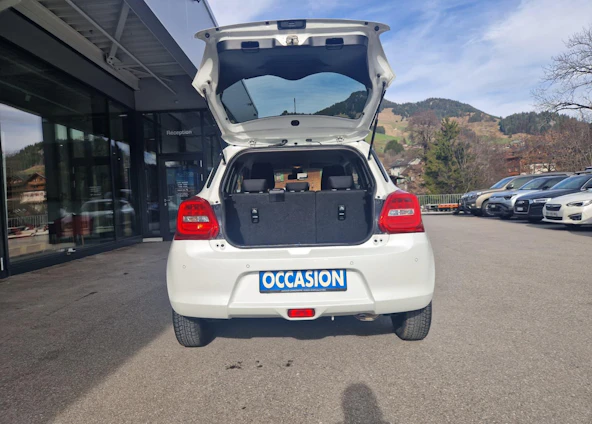 image du véhicule 10 image du véhicule 10