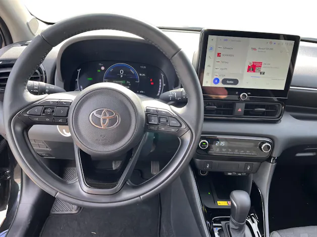 Toyota Yaris 1.5 VVT-i HSD Trend