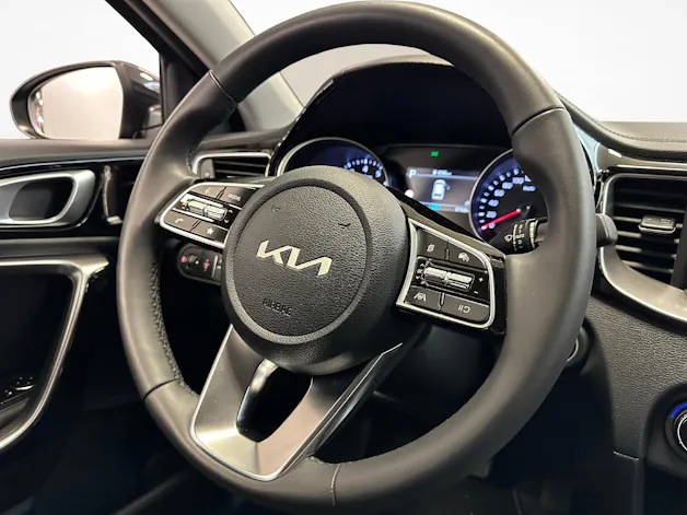 Kia Ceed SW 1.5 T-GDi MHEV Power