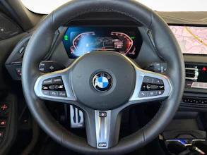 https://vehicle.imgix.net/4230003/723cd880-6395-41d1-a479-3fbde8ba943b.jpg