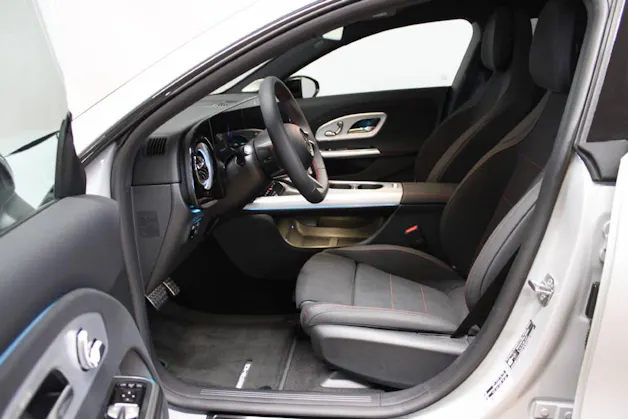 Mercedes-Benz CLA 220 4Matic AMG Line