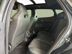 https://vehicle.imgix.net/4230090/3338671e-9421-4fdc-96b1-d6447af94a4e.jpg