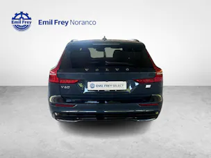 Volvo V60 2.0 T6 TE Plus Dark eAWD - gancio traino elettrico e pneumatici invernali usati inclusi