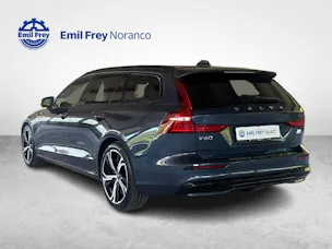 Volvo V60 2.0 T6 TE Plus Dark eAWD - gancio traino elettrico e pneumatici invernali usati inclusi