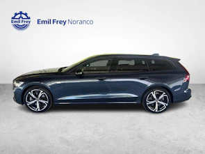 image du véhicule VOLVO V60 2.0 T6 TE Plus Dark eAWD - gancio traino elettrico e pneumatici invernali usati inclusi