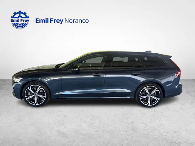 Volvo V60 2.0 T6 TE Plus Dark eAWD - gancio traino elettrico e pneumatici invernali usati inclusi