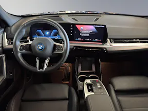 BMW X1 30e xDrive paddles