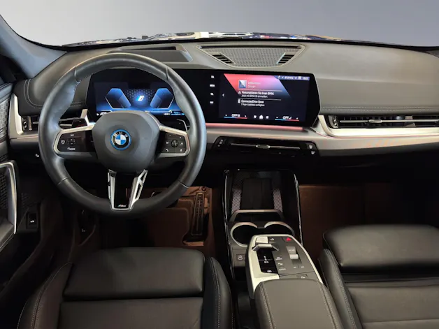 BMW X1 30e xDrive paddles
