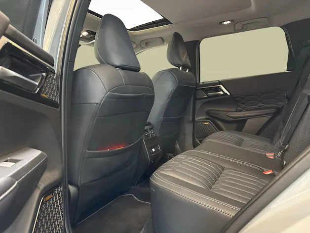 Mitsubishi Outlander 2.4 PHEV Instyle 4x4