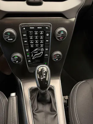 Volvo V40 2.0 D3 Momentum S/S