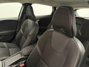 Volvo V40 2.0 D3 Momentum S/S