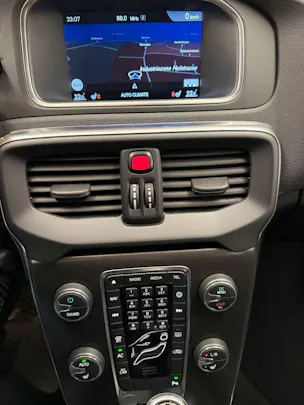 Volvo V40 2.0 D3 Momentum S/S