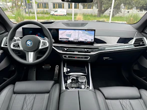 https://vehicle.imgix.net/4230237/fa34b6fc-dc93-434b-92ed-cafc5f203f87.jpg
