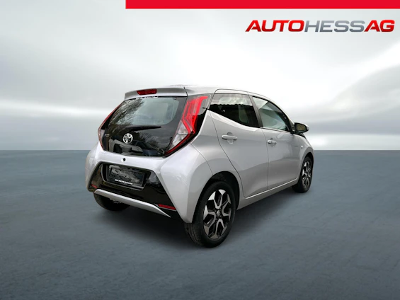 image du véhicule 3 image du véhicule 3