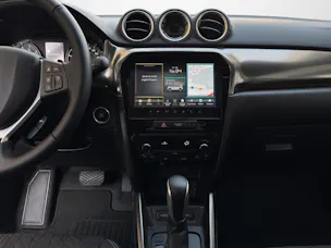 Suzuki Vitara 1.4 T Sakura Top Hybrid 4x4