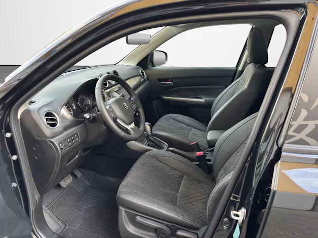 Suzuki Vitara 1.4 T Sakura Top Hybrid 4x4