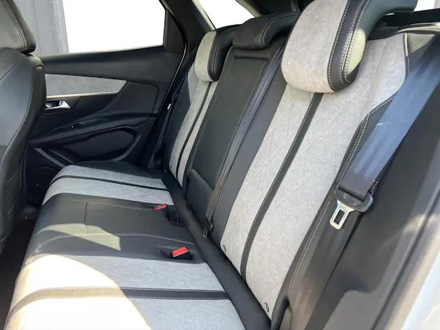 Peugeot 3008 1.6 Plug-in Hybrid4 GT
