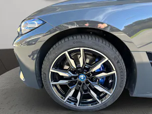 BMW i4 M50