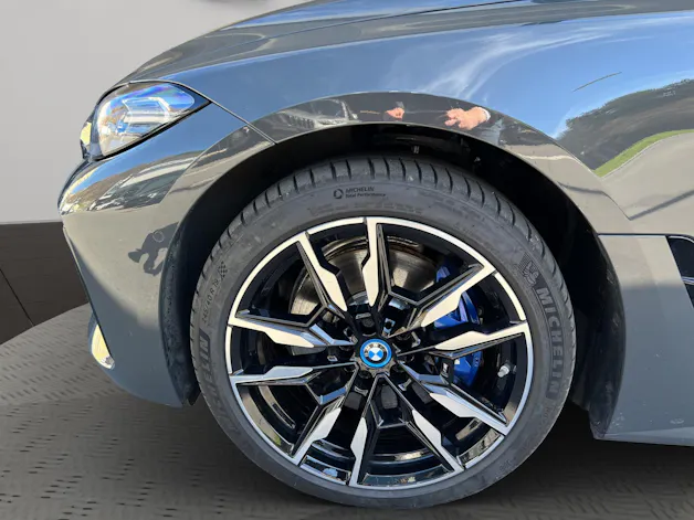 BMW i4 M50